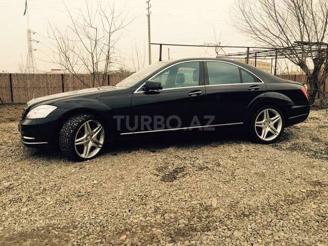 Mercedes S 350 2009, 122,000 km - 3.5 л - Sabirabad