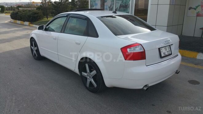 Audi A4 2003, 118,000 km - 1.8 l - Bakı