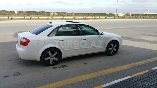 Audi A4 2003, 118,000 km - 1.8 l - Bakı