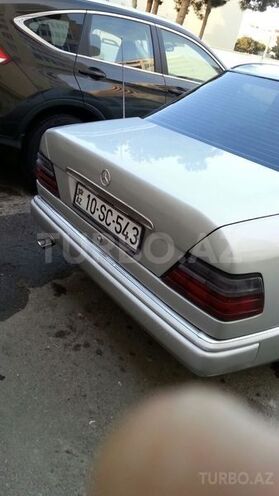 Mercedes E 200 1989, 3,467,536 km - 2.0 l - Bakı