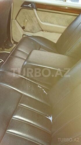 Mercedes E 200 1989, 3,467,536 km - 2.0 l - Bakı