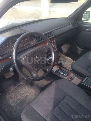 Mercedes E 200 1994, 350,000 km - 2.0 l - Bakı