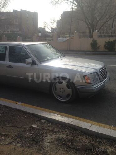 Mercedes E 200 1994, 350,000 km - 2.0 l - Bakı