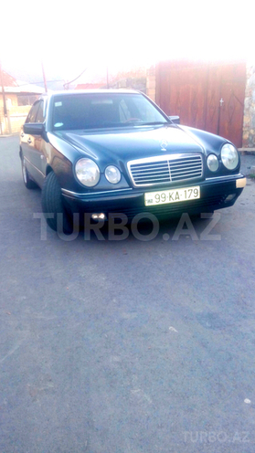 Mercedes E 240 1998, 235,000 km - 2.4 л - Şəki