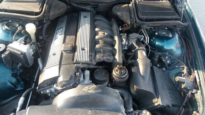 BMW 528 1996, 152,000 km - 2.8 l - Bərdə