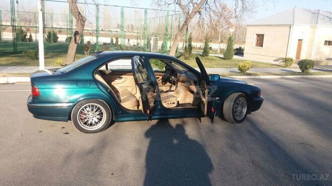 BMW 528 1996, 152,000 km - 2.8 l - Bərdə