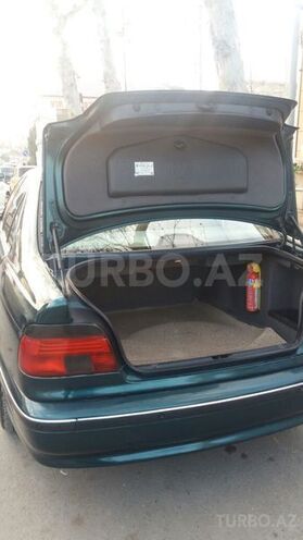 BMW 528 1996, 152,000 km - 2.8 l - Bərdə