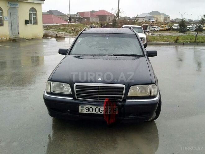 Mercedes C 220 1999, 219,000 km - 2.2 l - Bakı