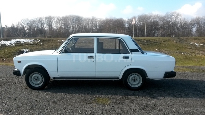 LADA (VAZ) 2107 2007, 130,000 km - 1.6 l - Qax