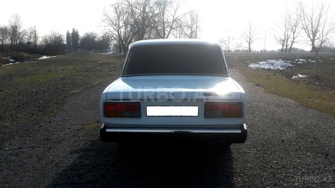 LADA (VAZ) 2107 2007, 130,000 km - 1.6 l - Qax