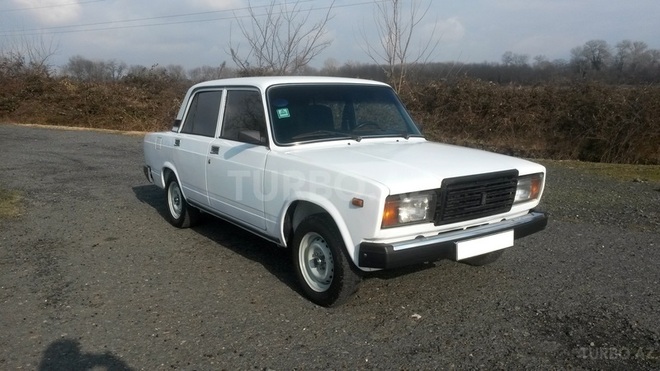 LADA (VAZ) 2107 2007, 130,000 km - 1.6 l - Qax