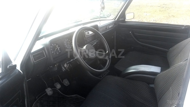 LADA (VAZ) 2107 2007, 130,000 km - 1.6 l - Qax