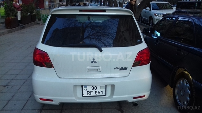 Mitsubishi Airtrek 2002, 250,000 km - 2.0 l - Bakı