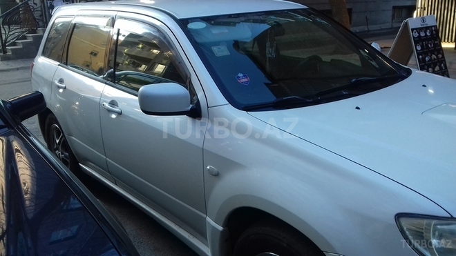 Mitsubishi Airtrek 2002, 250,000 km - 2.0 l - Bakı