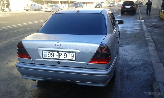 Mercedes C 180 1999, 287,000 km - 1.8 л - Bakı