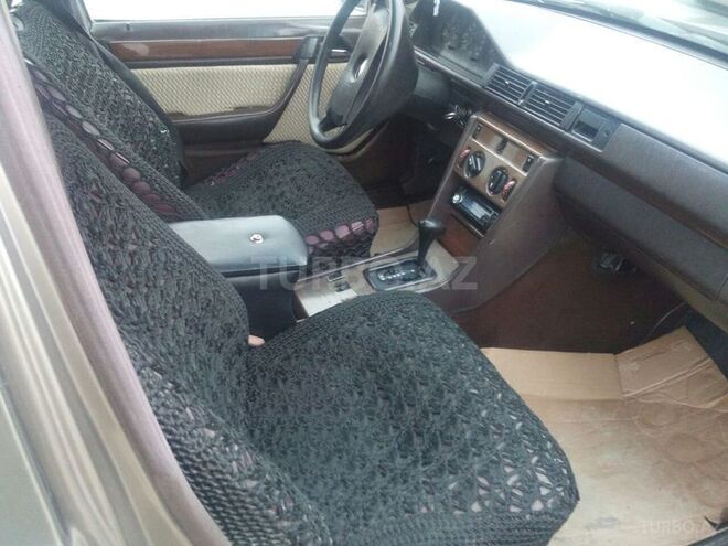 Mercedes E 200 1989, 515,000 km - 2.0 l - Bakı