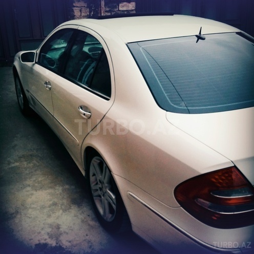 Mercedes E 240 2003, 220,000 km - 2.6 л - Bakı