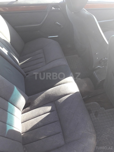 Mercedes E 250 1994, 485,273 km - 2.5 l - Sabirabad