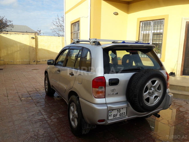Toyota RAV4 2001, 300,000 km - 2.0 l - Bakı