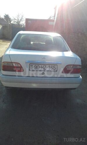 Mercedes E 230 1996, 234,530 km - 2.3 l - Bakı