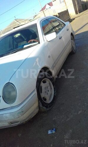 Mercedes E 230 1996, 234,530 km - 2.3 l - Bakı