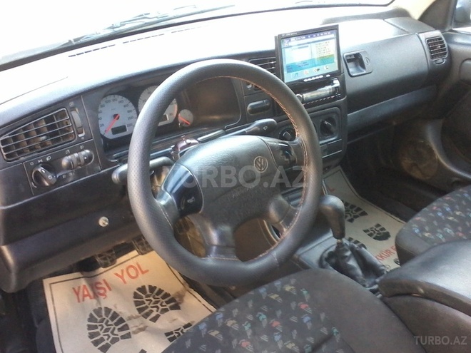 Volkswagen Golf 1994, 182,000 km - 1.8 l - Sumqayıt