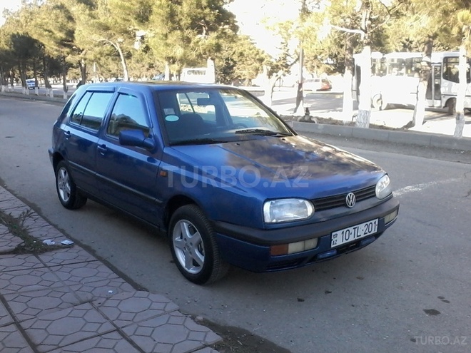 Volkswagen Golf 1994, 182,000 km - 1.8 l - Sumqayıt