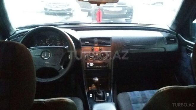 Mercedes A 180 1995, 299,000 km - 1.8 l - Bakı