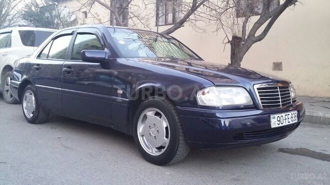Mercedes A 180 1995, 299,000 km - 1.8 l - Bakı