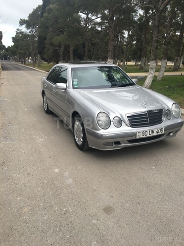 Mercedes E 240 2000, 255,000 km - 2.6 l - Bakı