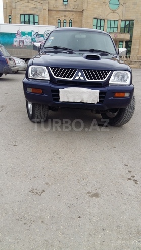 Mitsubishi L200 2005, 282,000 km - 2.5 l - Bakı