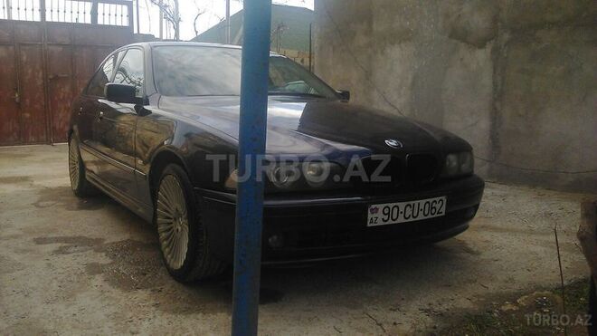 BMW 528 2000, 330,000 km - 2.8 l - Bakı