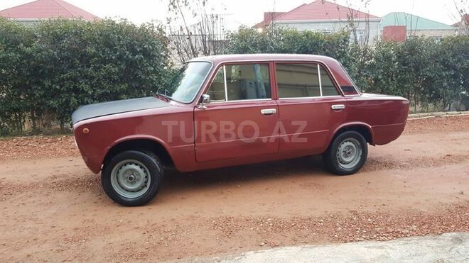 LADA (VAZ) 21011 1983, 250,000 km - 1.3 л - Bakı