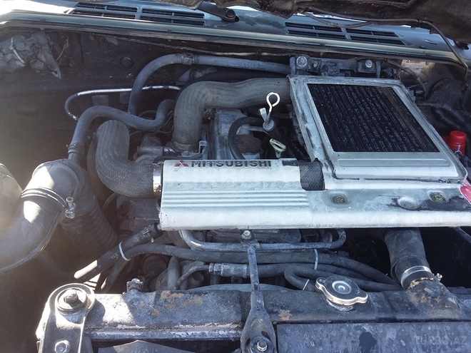 Mitsubishi Pajero 1994, 330,000 km - 2.8 l - İsmayıllı