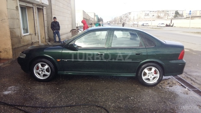 Opel Vectra 1999, 332,000 km - 1.8 l - Sumqayıt