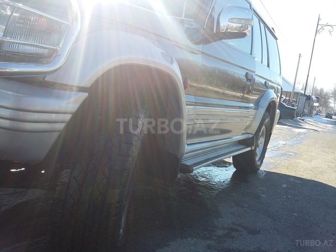 Mitsubishi Pajero 1994, 330,000 km - 2.8 l - İsmayıllı