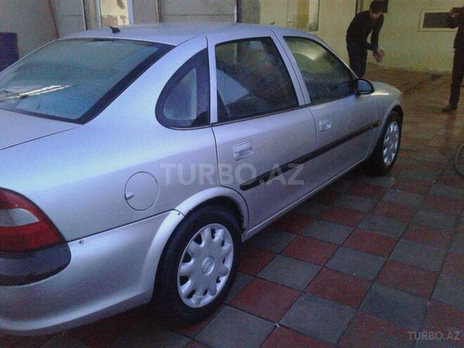 Opel Vectra 1997, 240 km - 2.0 л - Sumqayıt