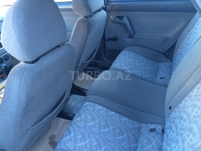 LADA (VAZ) 2112 2005, 110,000 km - 1.6 л - Qusar