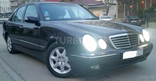 Mercedes E 270 1999, 211,000 km - 2.7 l - Bakı