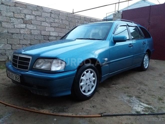 Mercedes C 220 2000, 221,000 km - 2.2 l - Bakı