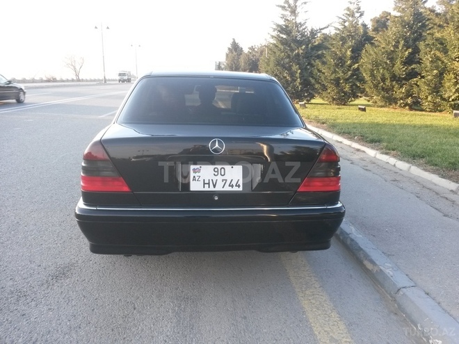 Mercedes C 230 1999, 185,000 km - 2.3 l - Bakı