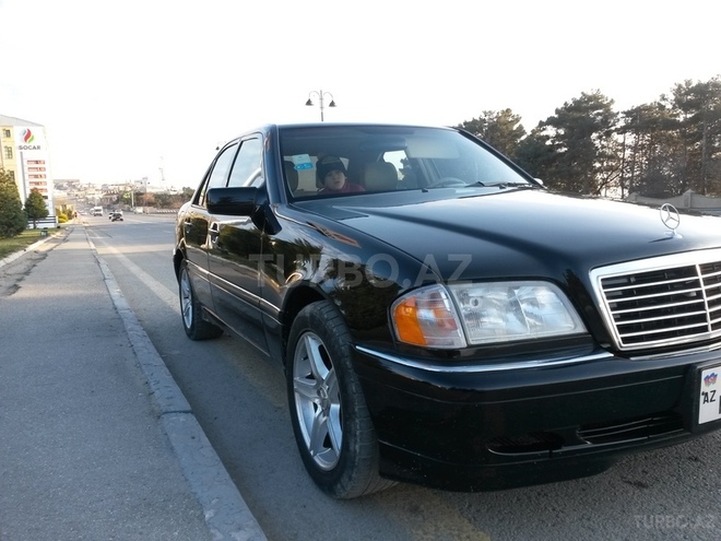 Mercedes C 230 1999, 185,000 km - 2.3 l - Bakı