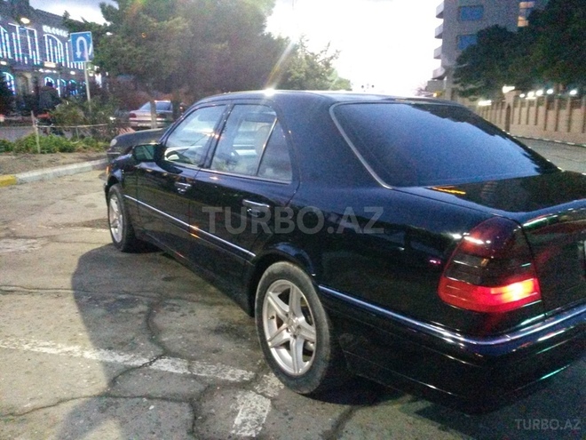 Mercedes C 230 1999, 185,000 km - 2.3 l - Bakı