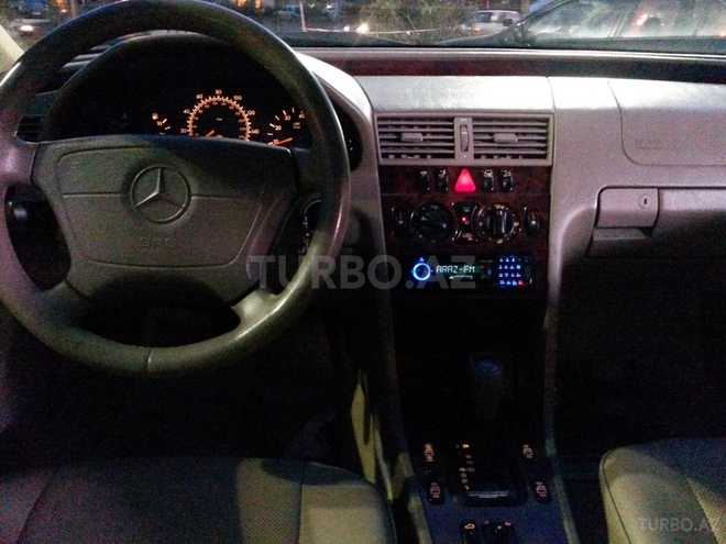 Mercedes C 230 1999, 185,000 km - 2.3 l - Bakı