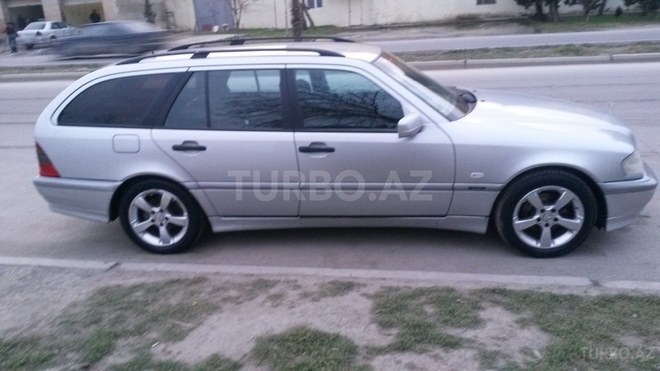 Mercedes C 220 1998, 415,000 km - 2.2 l - Sumqayıt