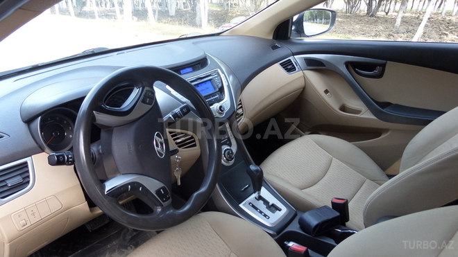 Hyundai Elantra 2012, 65,320 km - 0.3 l - Sumqayıt