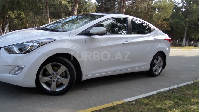 Hyundai Elantra 2012, 65,320 km - 0.3 l - Sumqayıt
