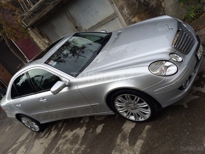 Mercedes E 280 2006, 108,900 km - 3.0 l - Bakı
