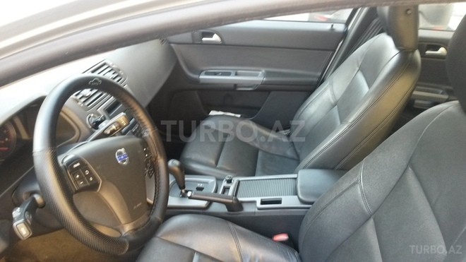 Volvo  2011, 91,500 km - 2.0 l - Bakı