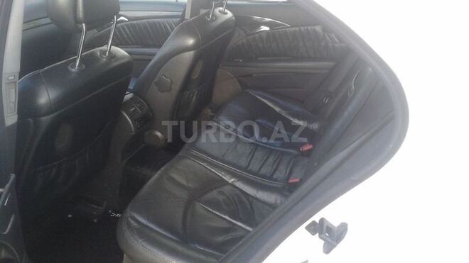 Mercedes E 320 2002, 220,000 km - 3.2 l - Bakı